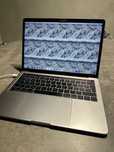 MacBook Pro 13 inch (2017) A1706 8 gb RAM 256 SSD Touch bar