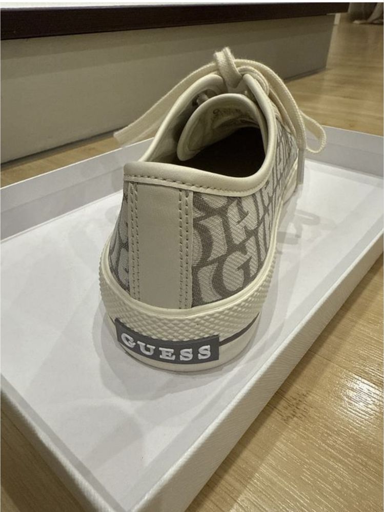 Кеды женские guess 39 размер