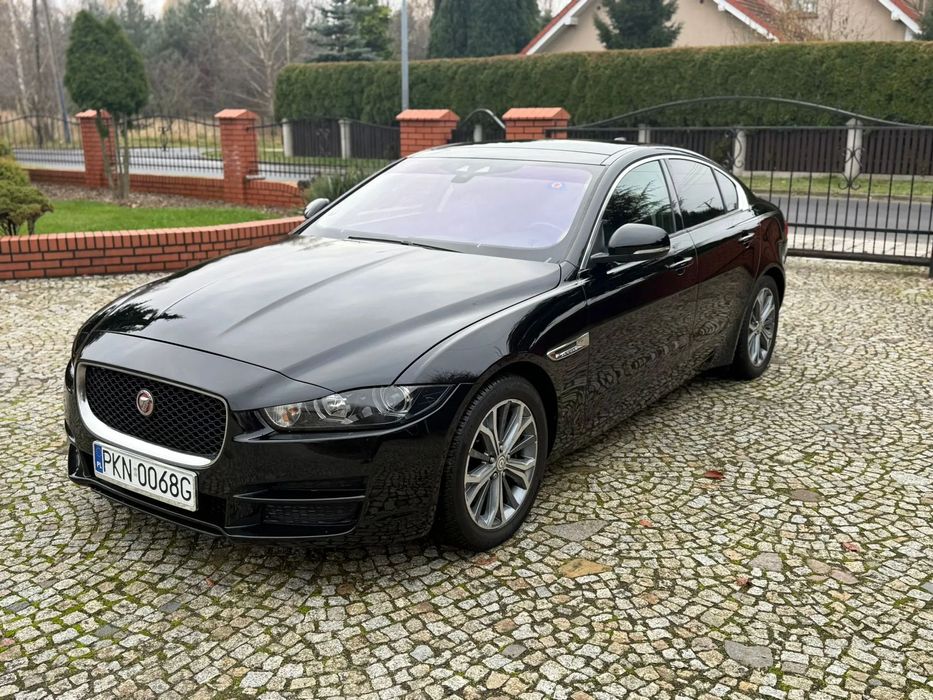 Jaguar XE Jaguar XE 25T Benzyna