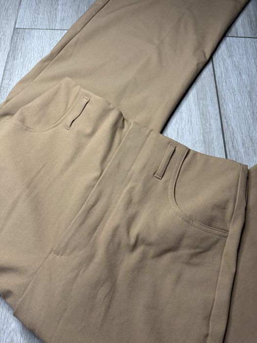 Бежеві брюки Zara