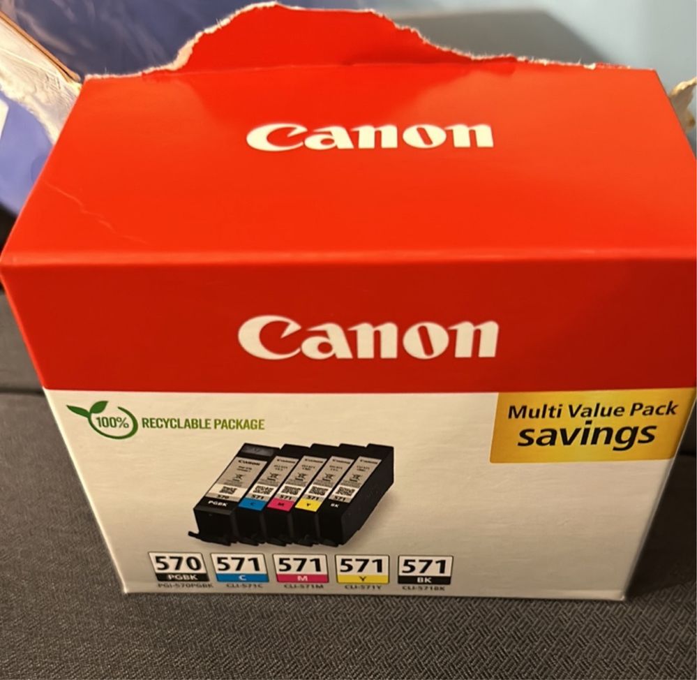 Картриджі Canon 570. 571. В наборі 5 картриджів.