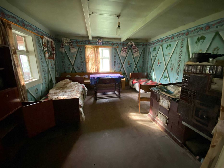 Будинок в Карпатах.