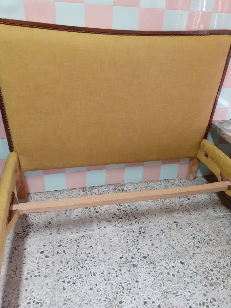 Cama de casal Vintage