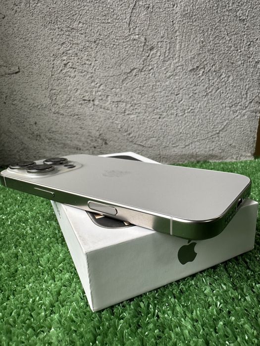 iPhone 16 Pro 128/256Gb