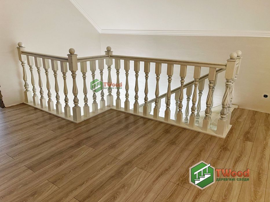 Білі сходи | Дубові сходи | Сходи із різьбою чпу | Виготовлення сходів