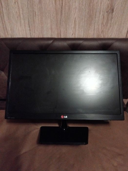Монитор LG 22 дюйм