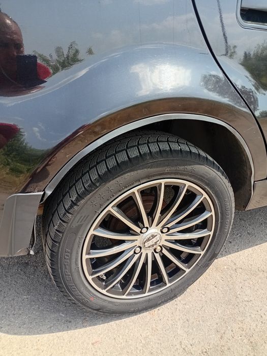 Легковой автомобиль Джили Ск