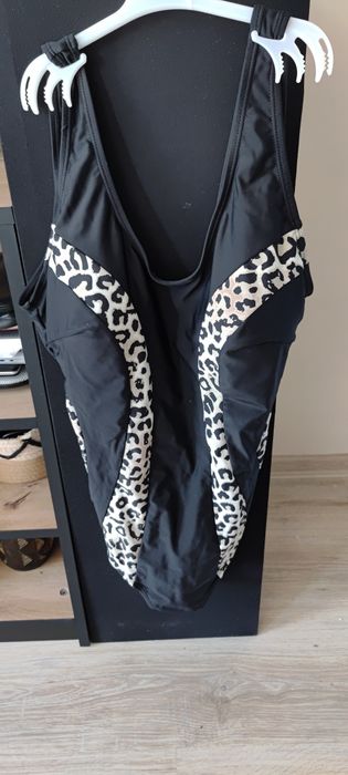 Jednoczęściowy strój kąpielowy r L -XXL Janina