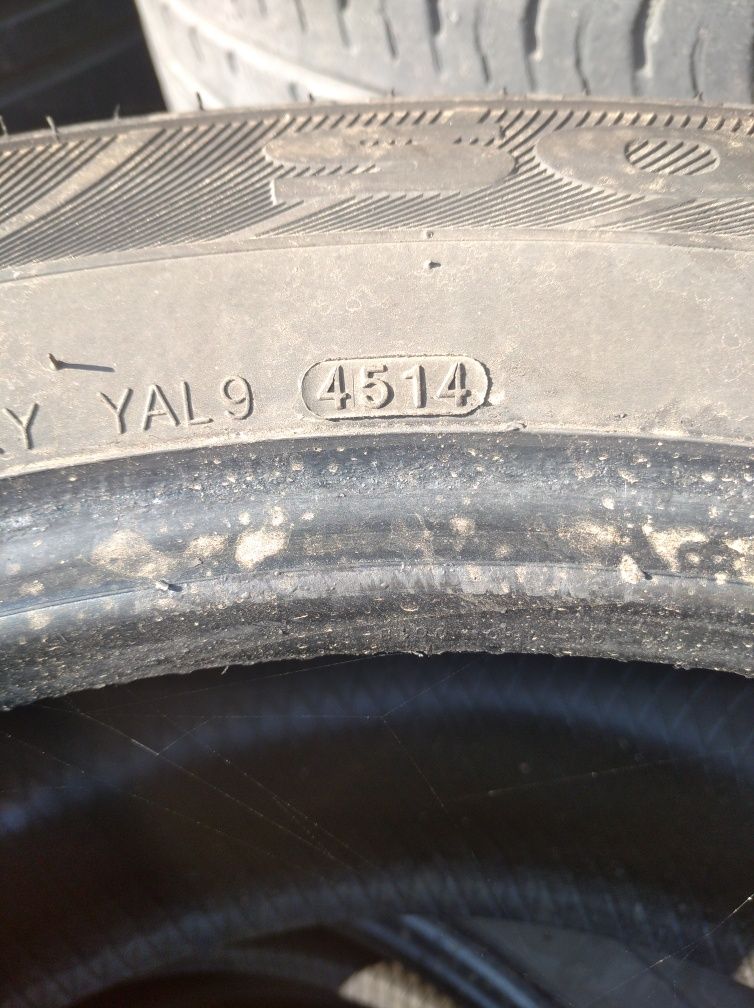 Продам. Комплект 265/50 R 20 107 v M+S резина без порезов и шишек глуб