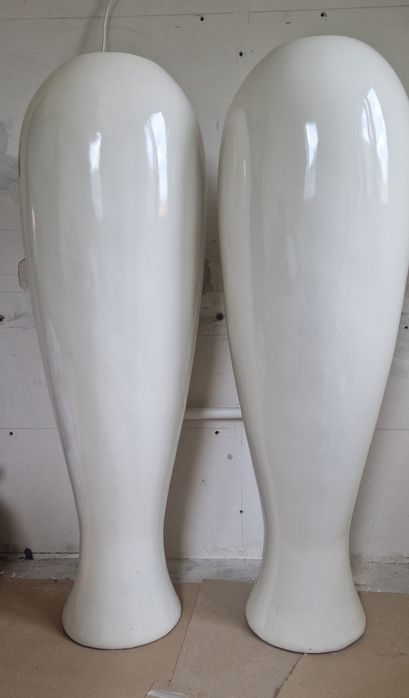 Biały wazon duży.  Wysokość 135