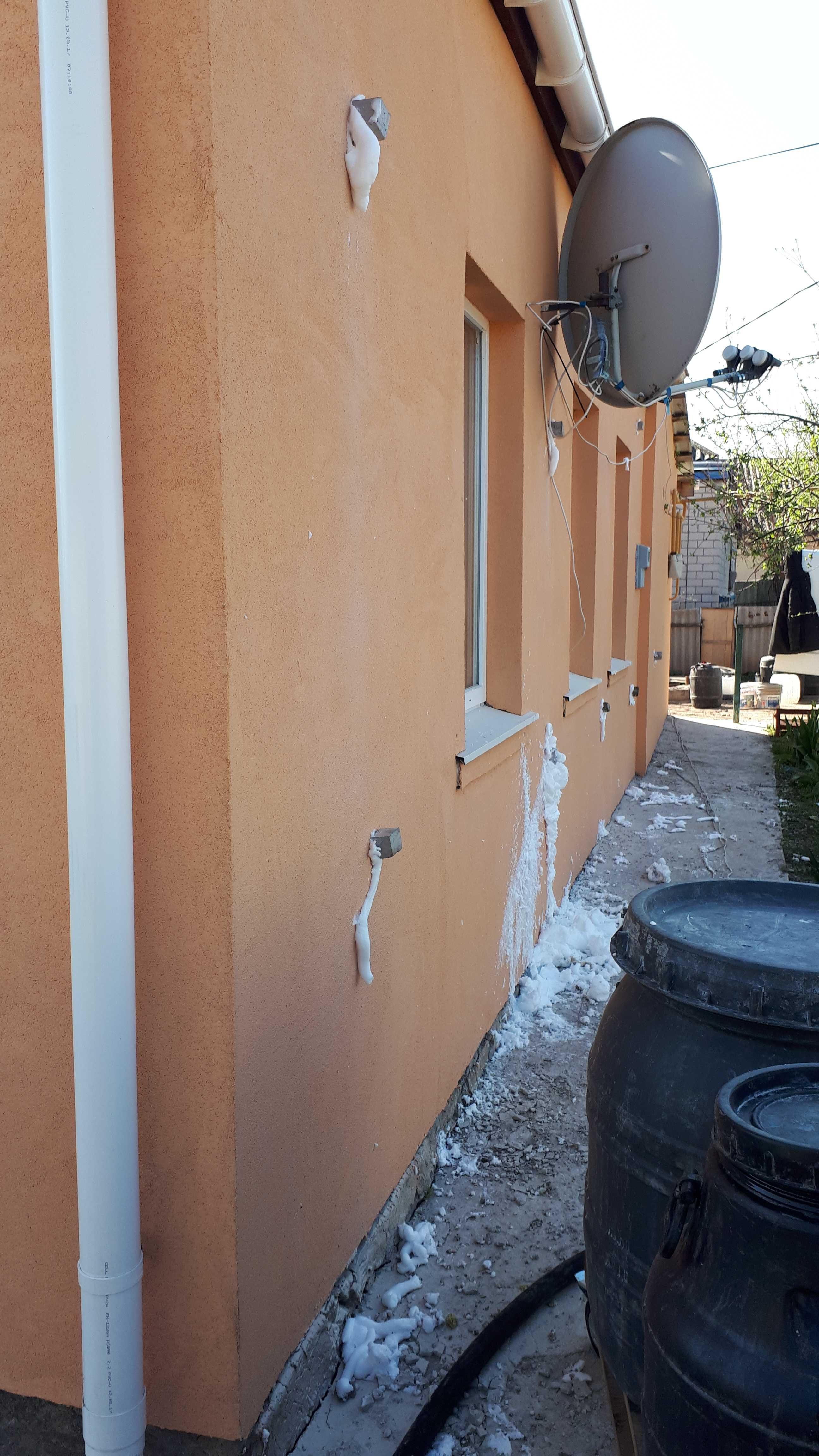 Утепление воздушной прослойки домов,крыш,жидким пенопластом: пеноизол