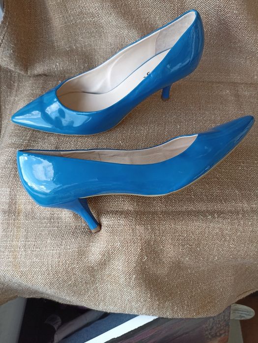 Туфли женские лаковые