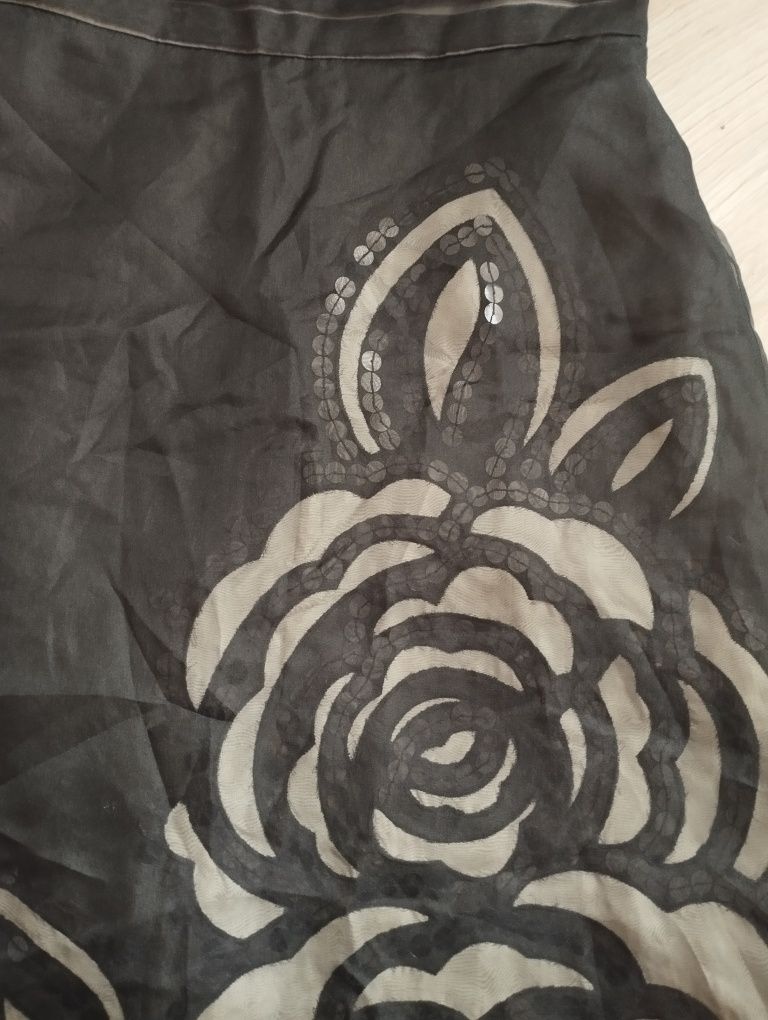 Oryginalna koktajlowa sukienka