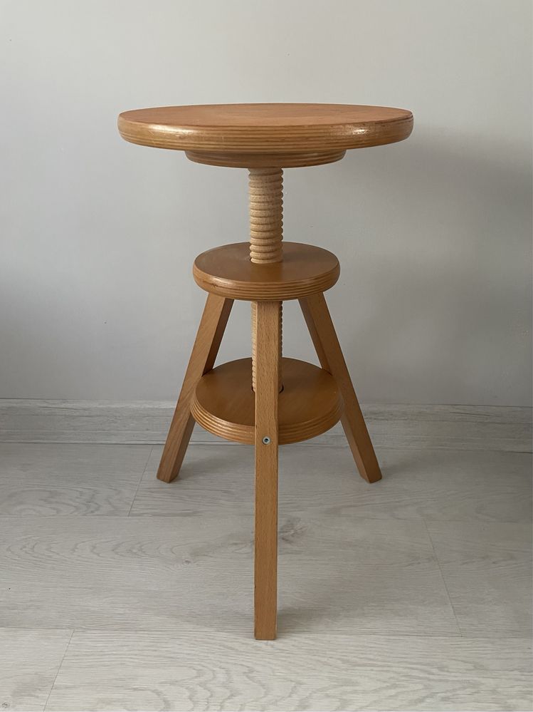 Drewniany,kręcony stołek/taboret