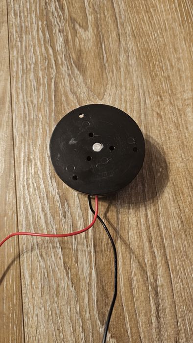 Głośnik powerzchniowy Monacor 30W /8 omów