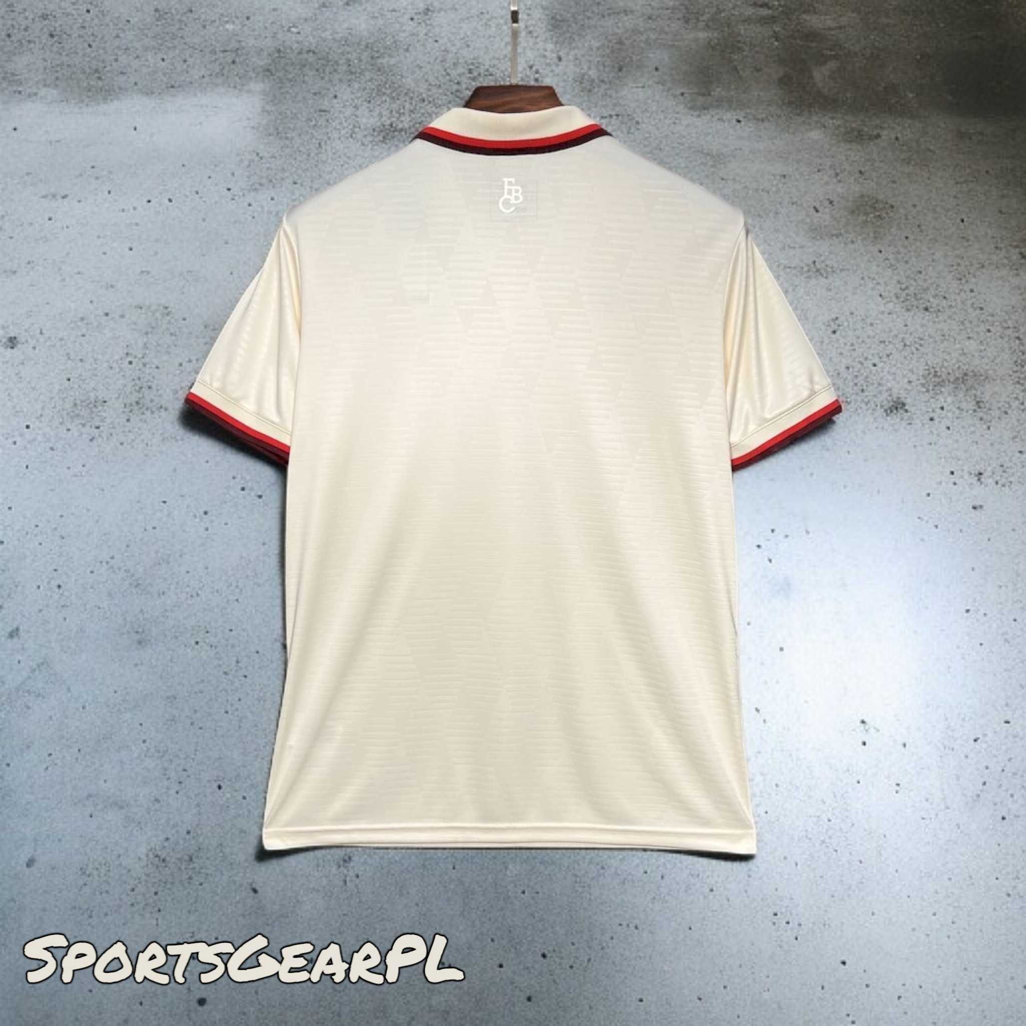 24/25 BAYERN MONACHIUM Koszulka Trzecia ADIDAS Rozmiar M