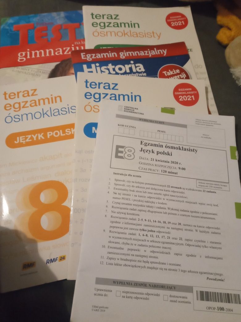 Testy egzamin ośmoklasisty język angielski zapisane