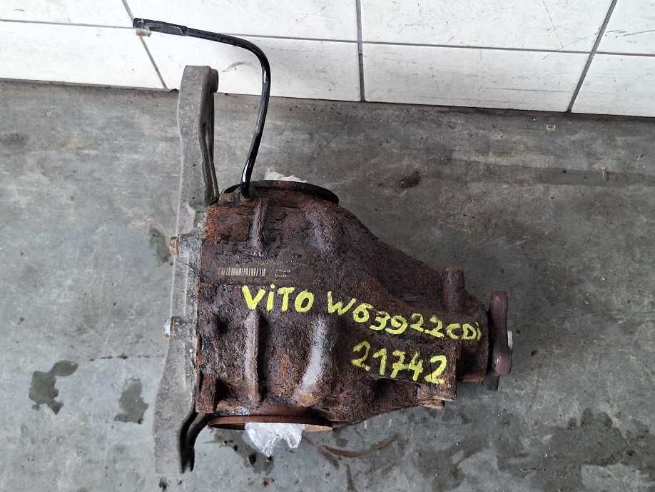 Mercedes Vito Viano W639 2.2 CDI Most Dyfer Tył