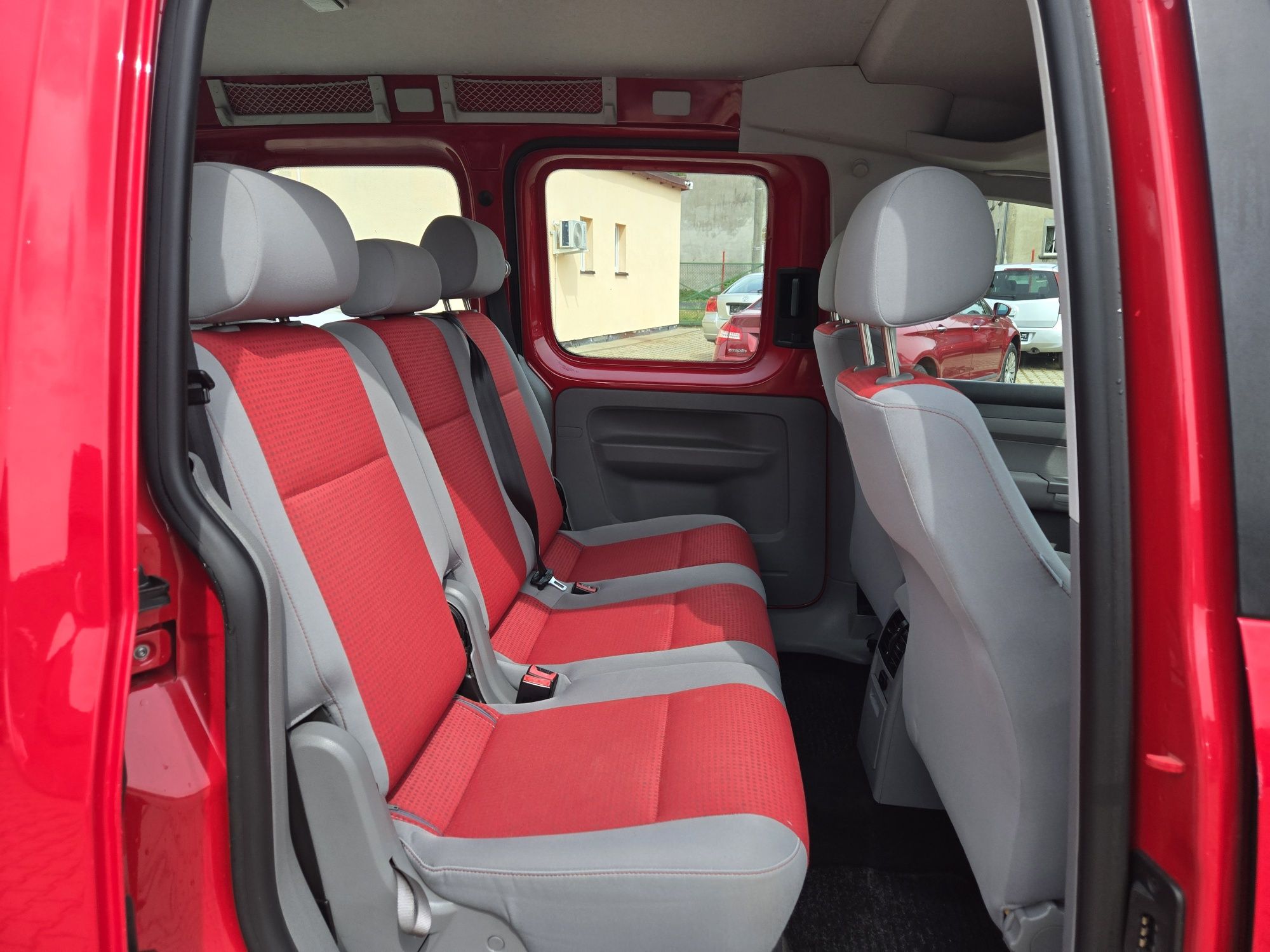 Vw Caddy 1.4 Mpi Life Opłacony Klima