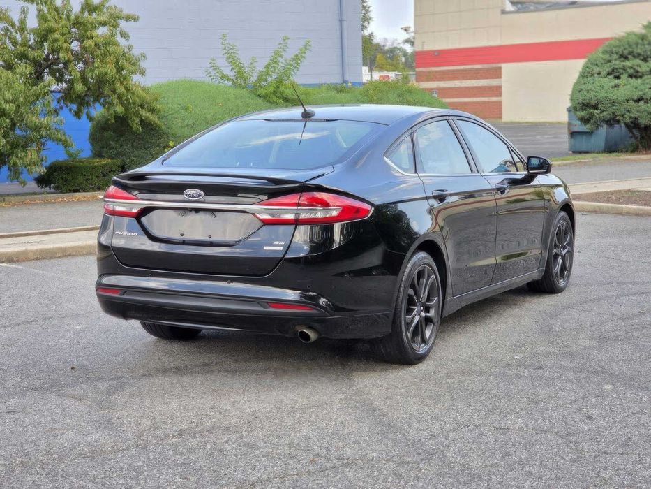Ford Fusion SE      2018