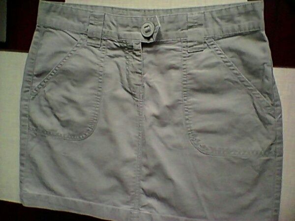 Аккуратная джинсовая юбка.