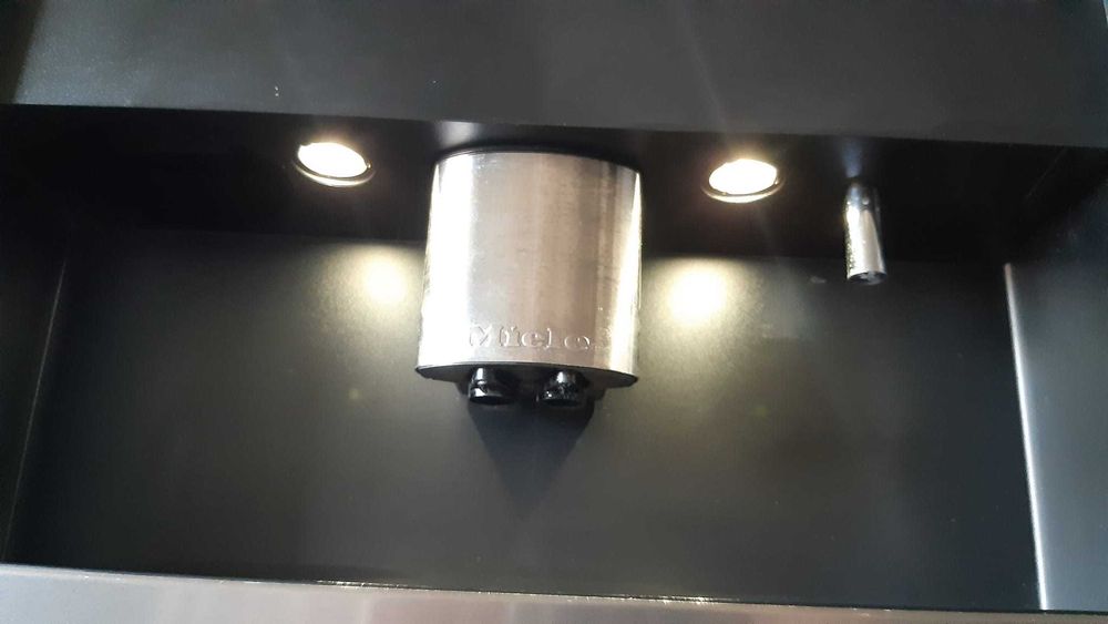 Ekspres Miele CVA 5060 Kawiarka z młynkiem