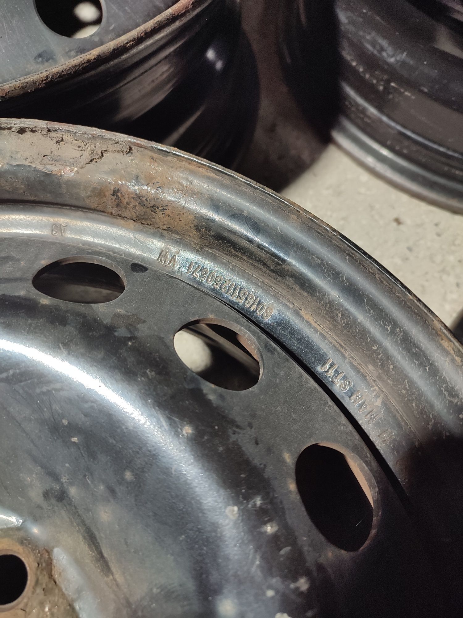 Диски r16 5x112 et50 6j dia 57.1  зняті з T4