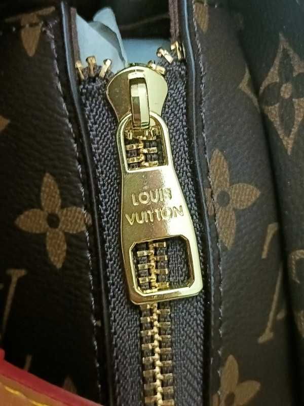 Mala LV Monogram Vavin PM