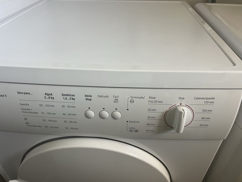 Máquina de secar roupa Bosh