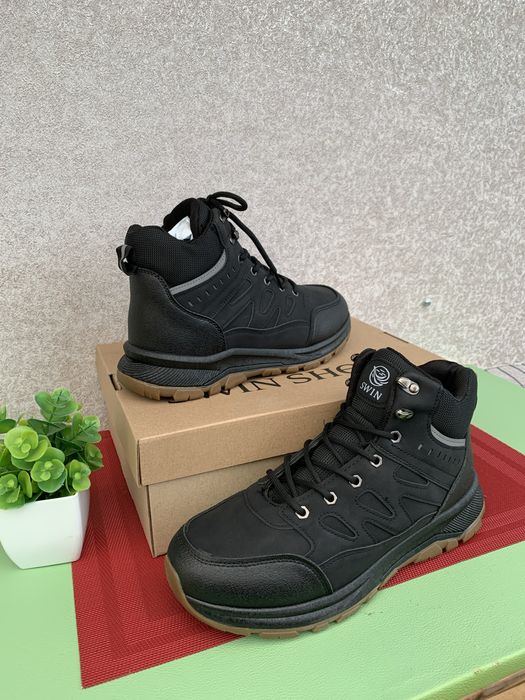 Кросівки чоловічі зимові термо р41.42.43.44.45