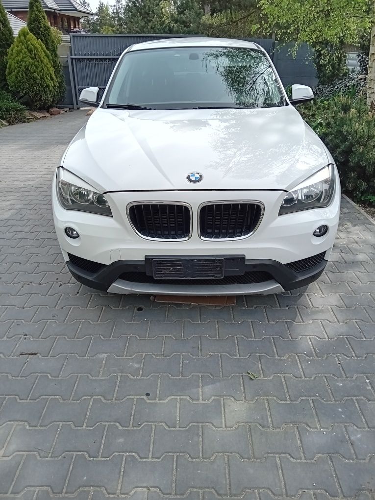 Sprzedam BMW X1.