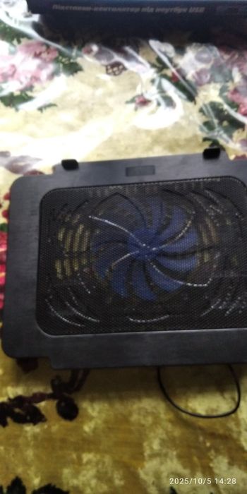 Продам підставка_ вентилятор під ноутбук Usb