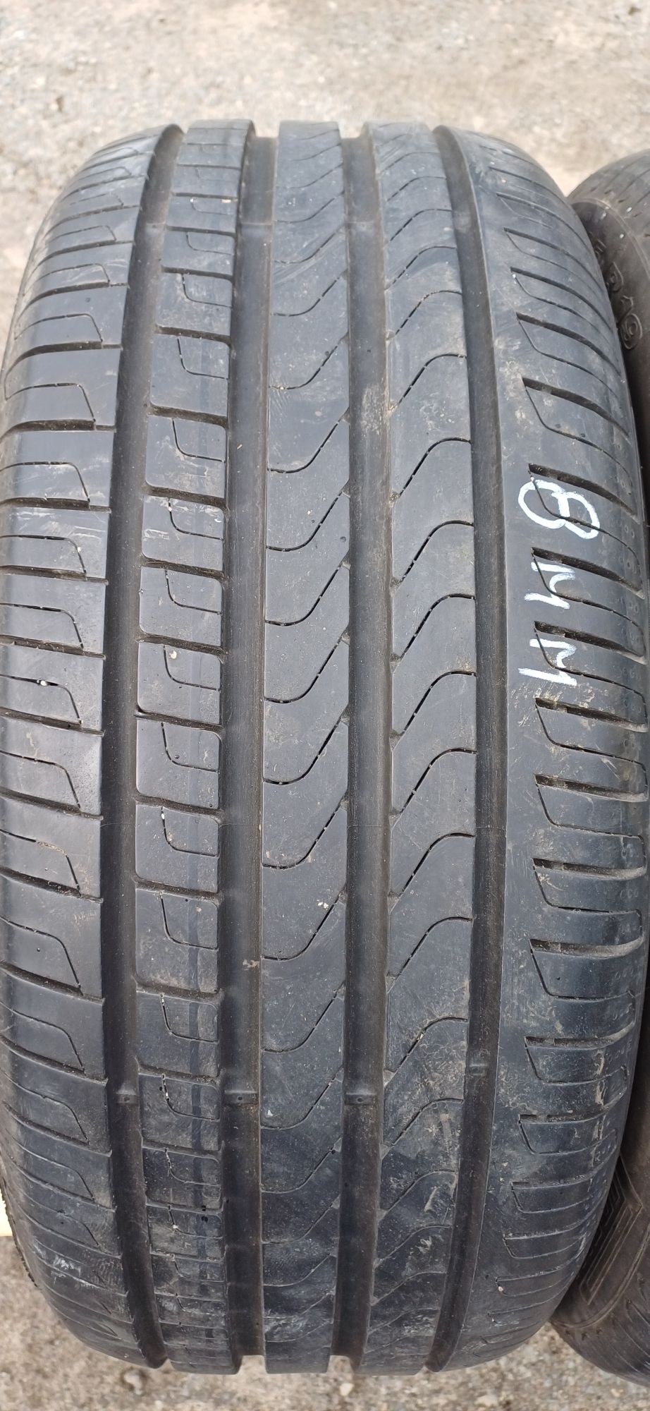 255/45R19 100V PIRELLI , komplet opon letnich.