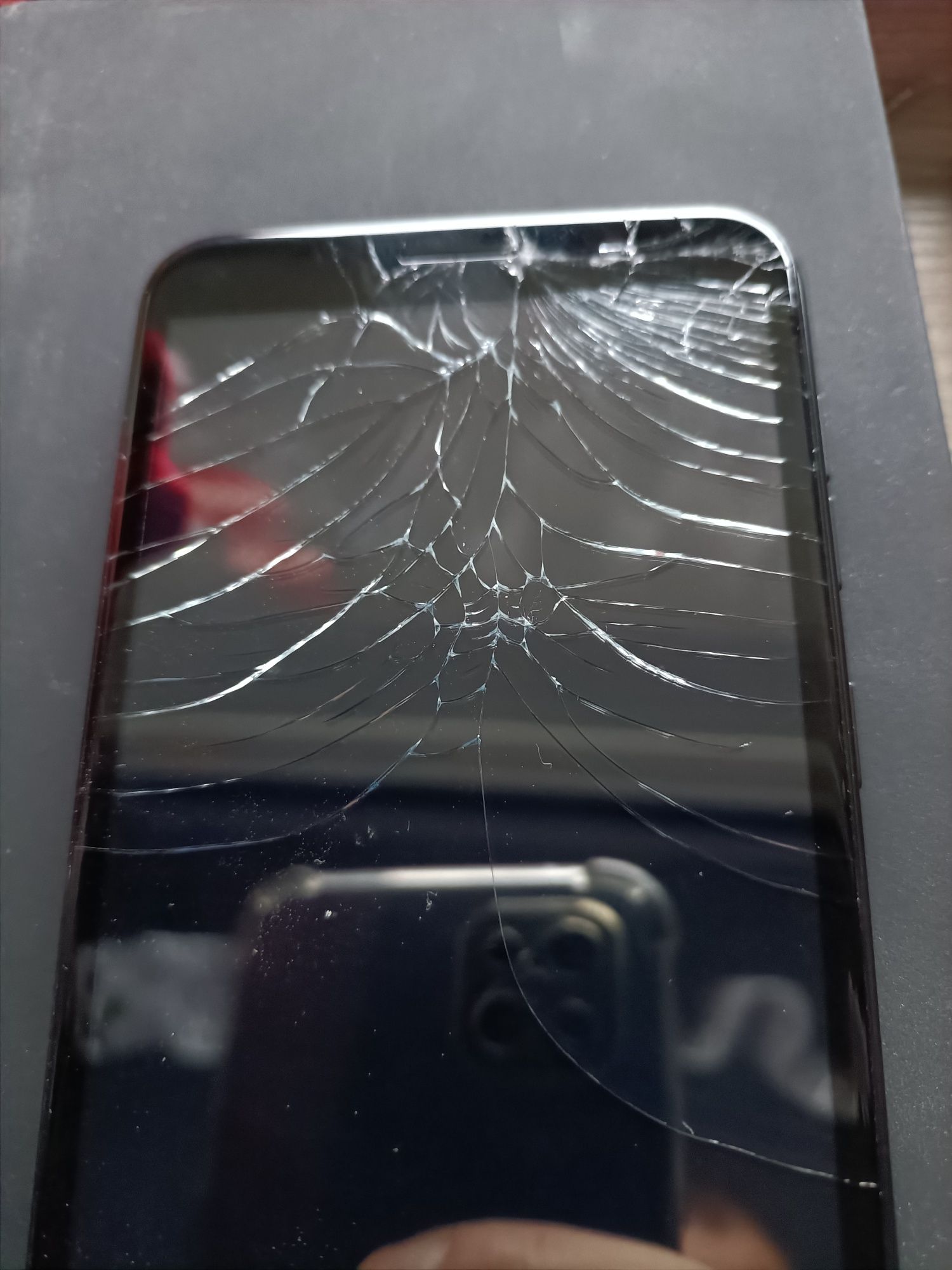 Telefon Hafury A7 5,5" cala smartfon 2/16GB, 4 rdzenie Android 9