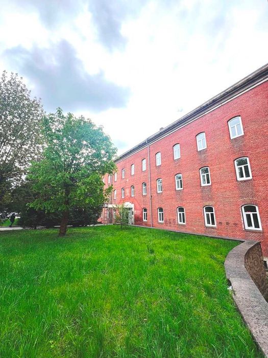 Нежитлова будівля - м. Львів, вулиця Грабовського П.