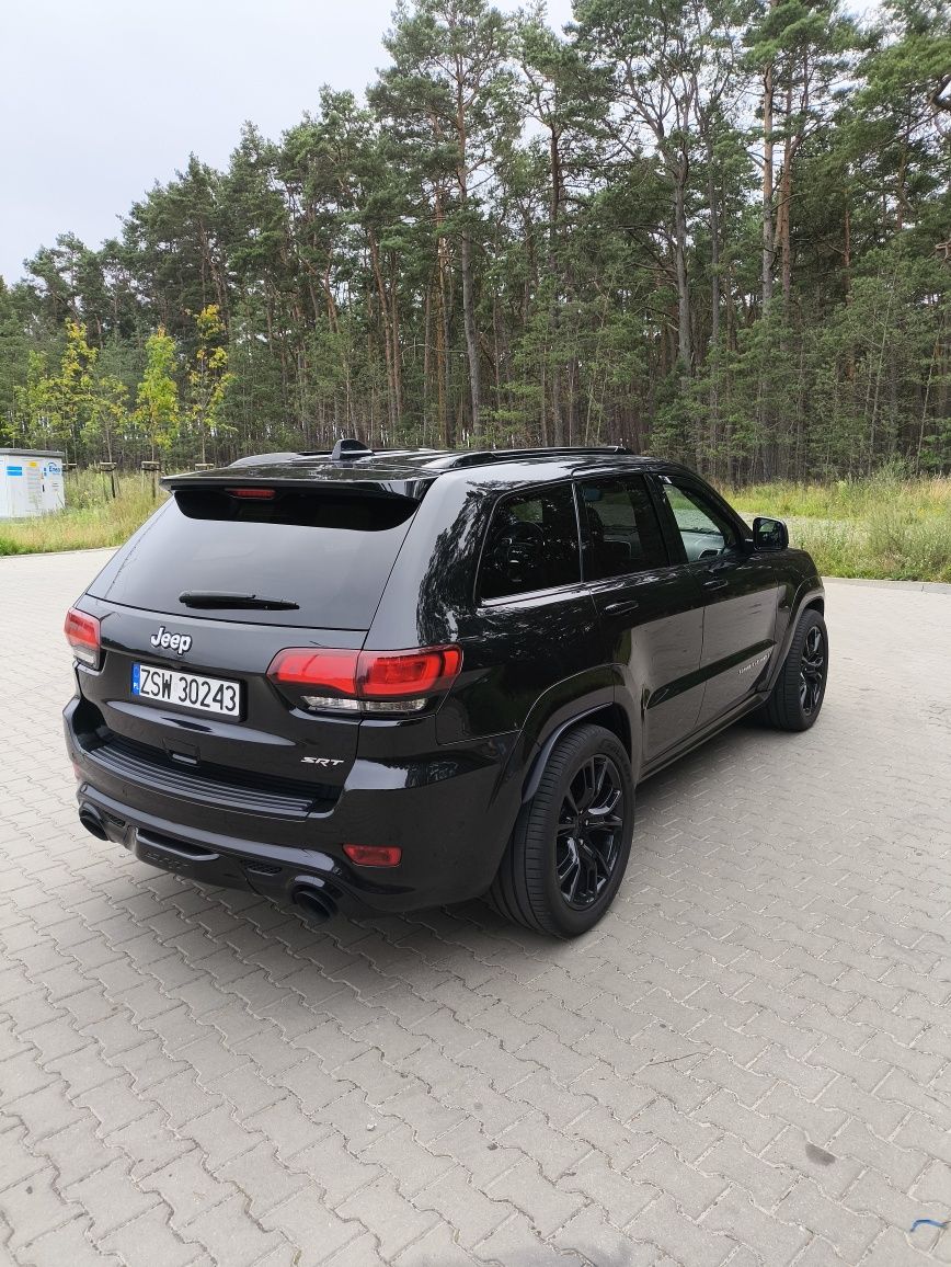 Jeep Grand Cherokee SRT 6.4 HEMI