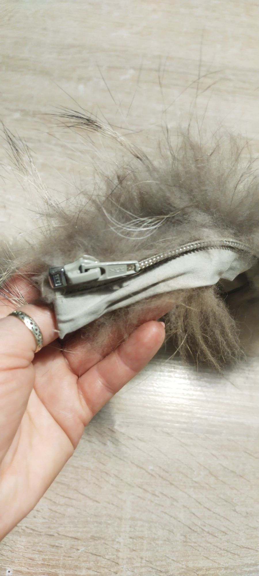 Futerko naturalne obszycie kaptura 53cm