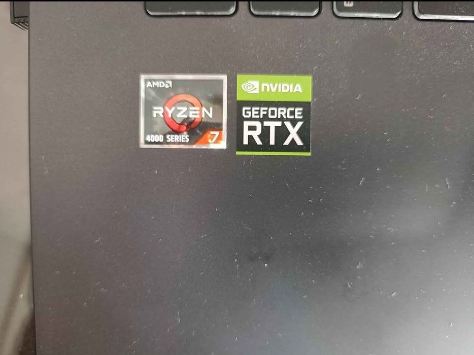 Portátil ASUS gaming