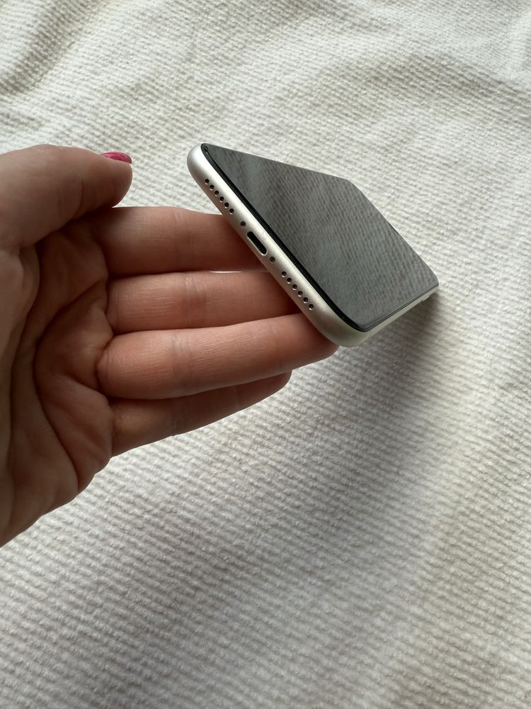 Iphone 11 64GB stan idealny