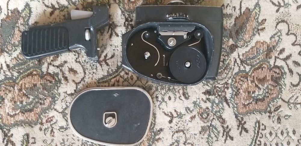 Старинна Кінокамера