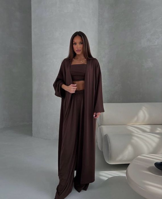 костюм трійка жіночій