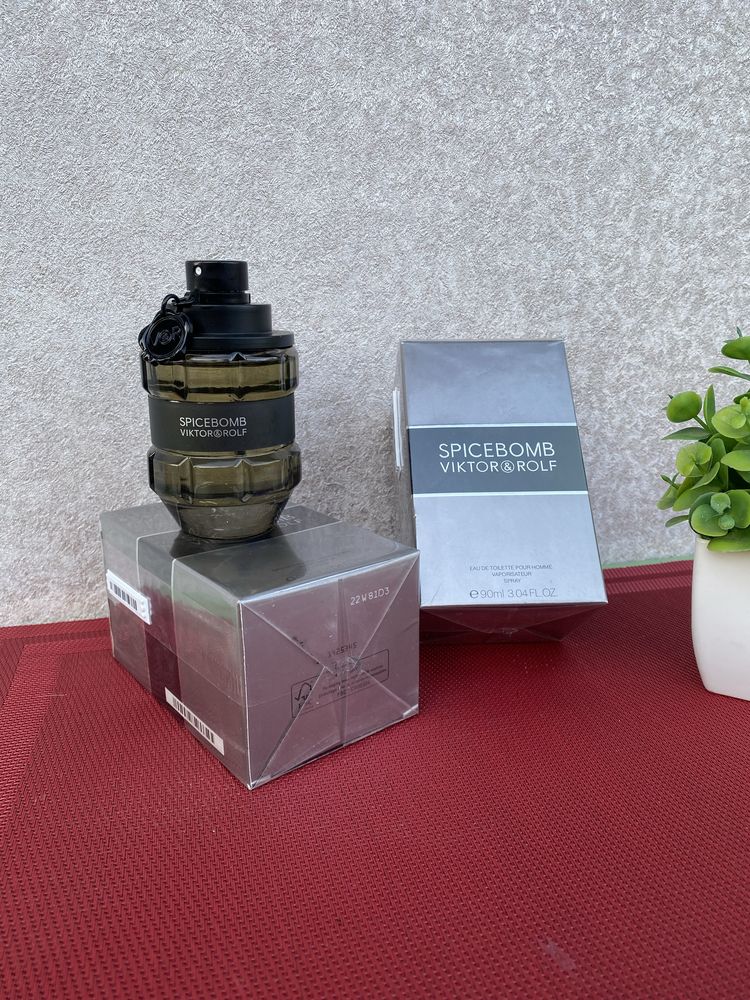Viktor & Rolf Spicebomb парфуми чоловічі