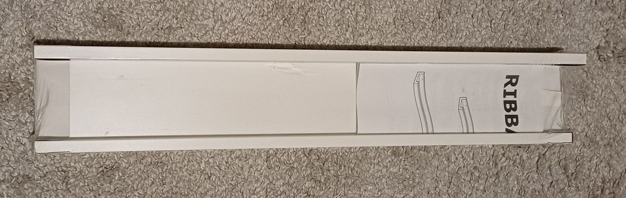 Półka Ribba Ikea dł. 55 cm.