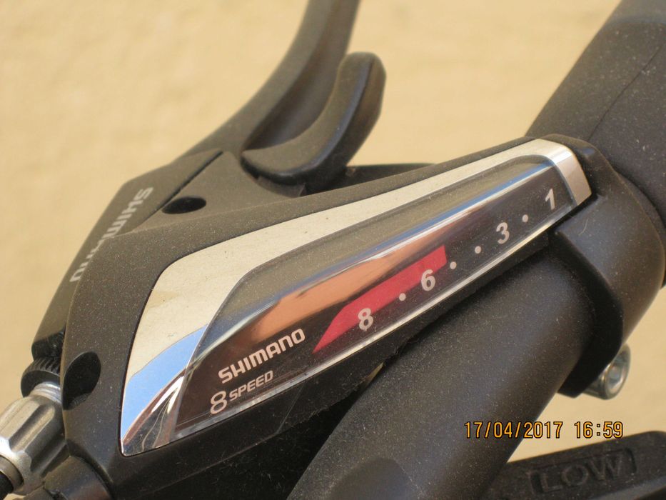 Bicicleta híbrida Riverside (VTC) 8 velocidades