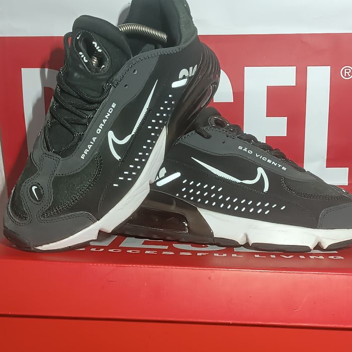 Мужские черные  кросс,NiKE оригинал раз 43ст,27,8-28см