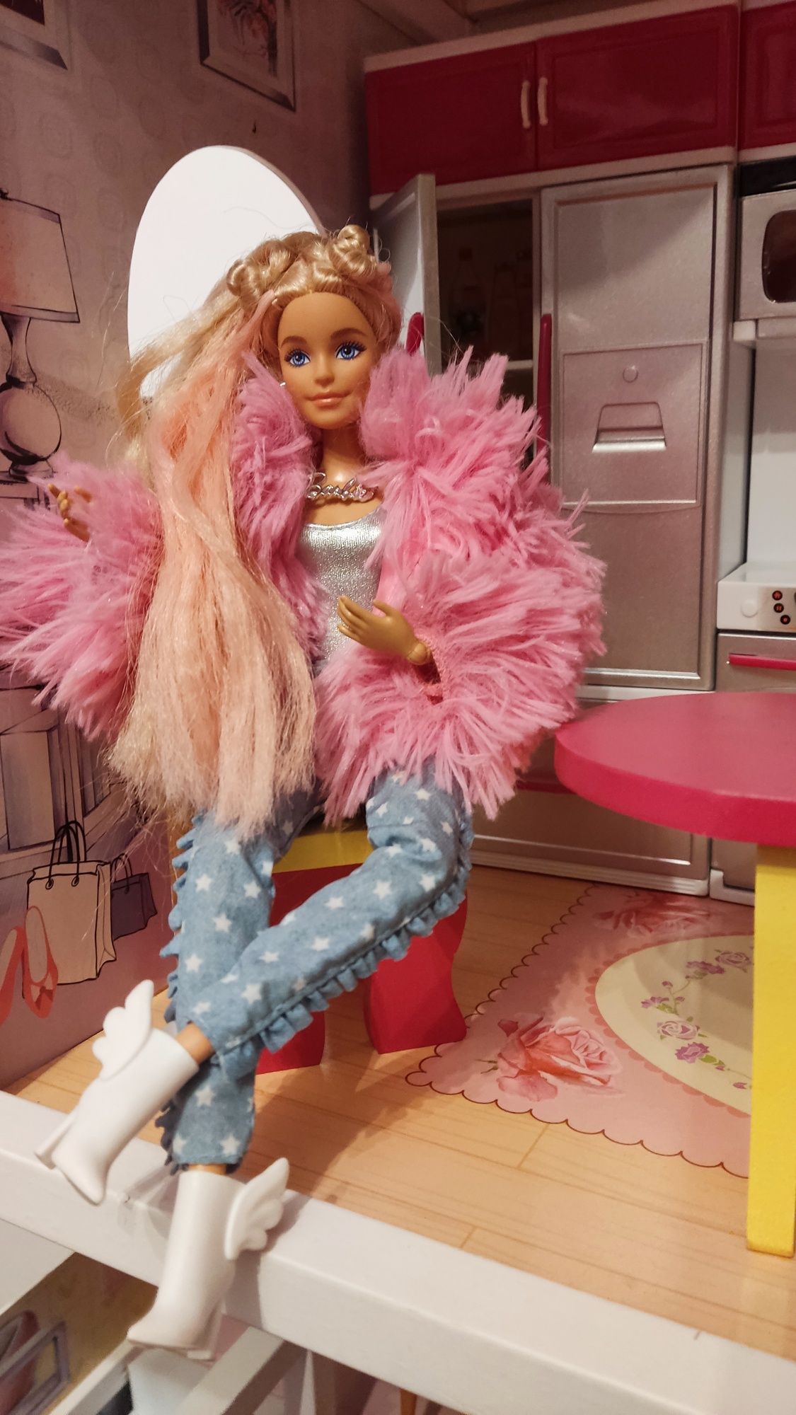 Domek dla lalek Barbie 3-piętrowa willa 123x84x38 cm
