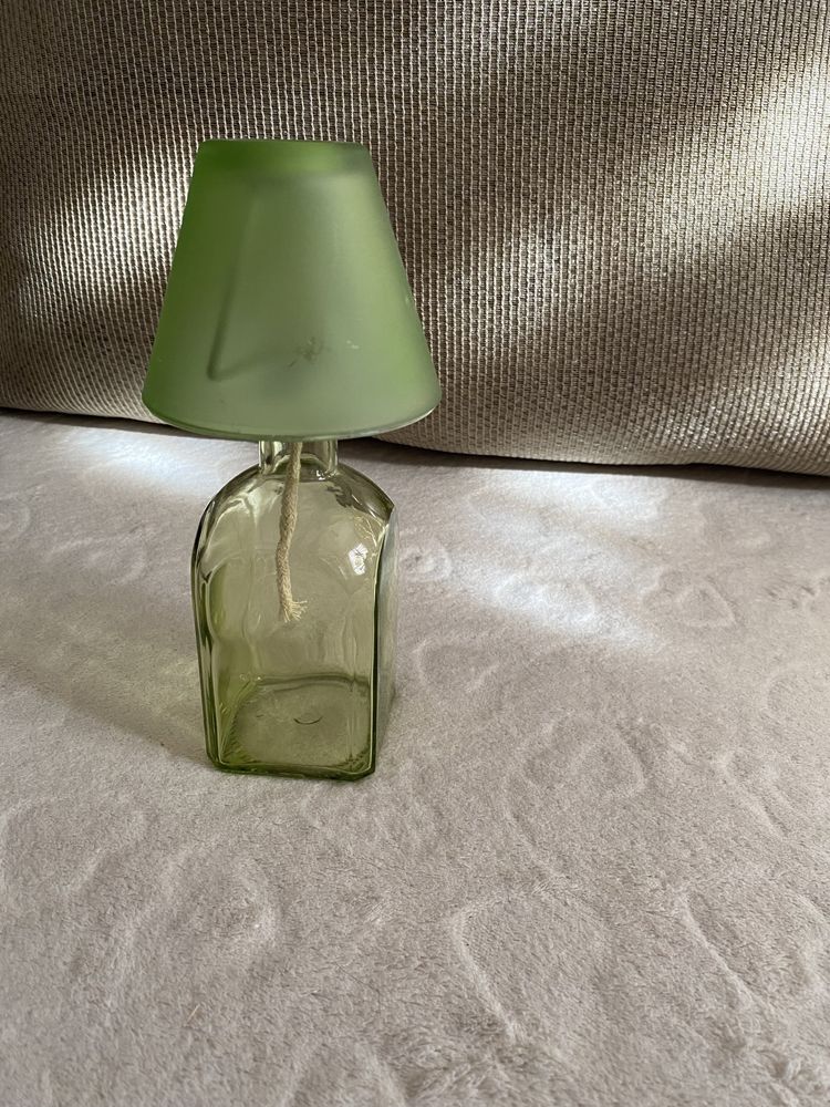 Zielona lampka lampa naftowa dekoracja ozdoba retro vintage