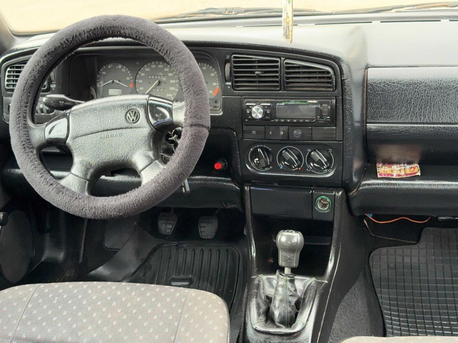 Продам VOLKSWAGEN Passat b4 1994р 1.8газ-бенз