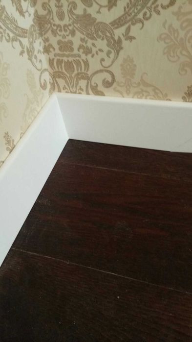 Выравнивание пола Заливка, Цены. Ремонт полов покрытий Монтаж Плинтуса