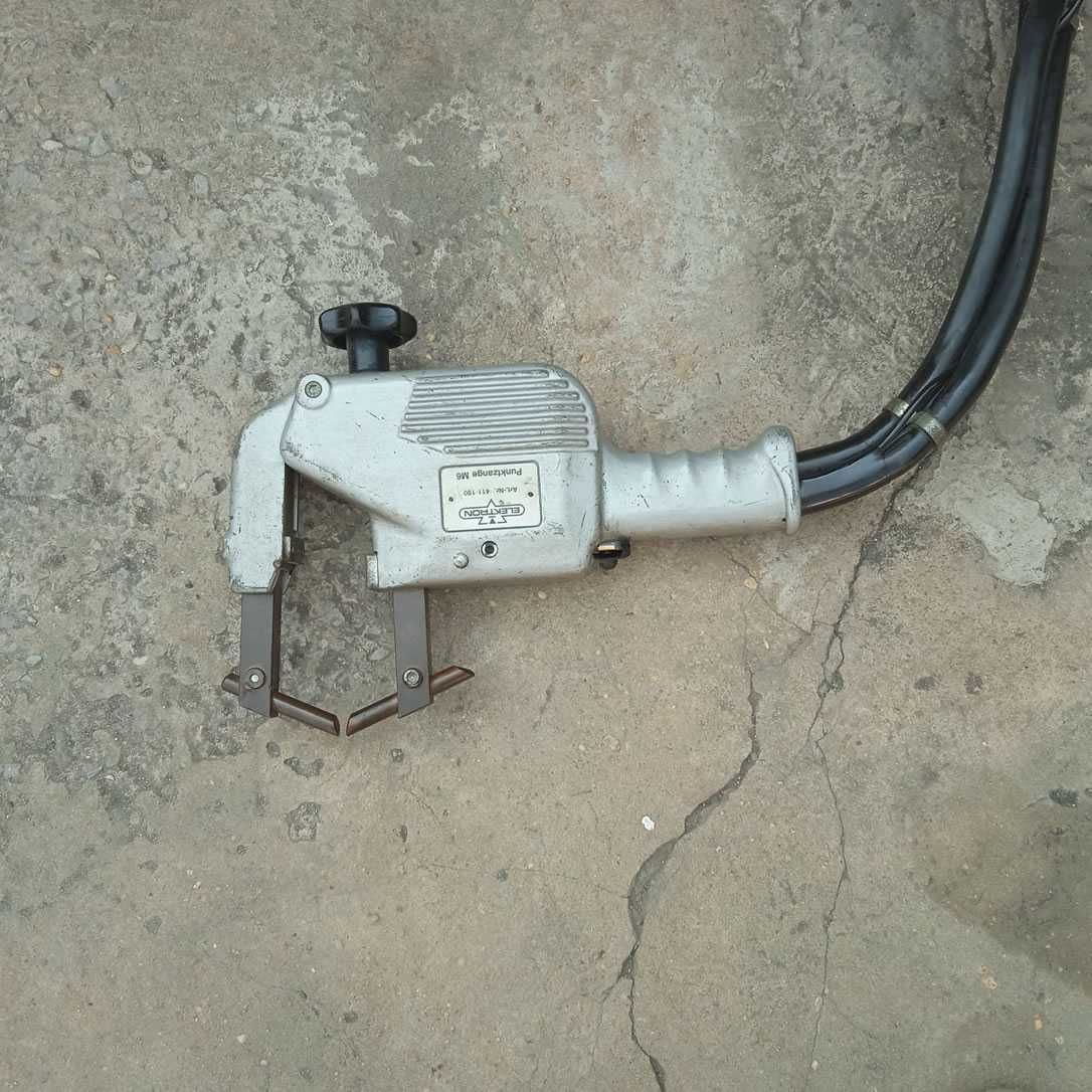 máquina para soldar por ponto (ELEKTRON M6)